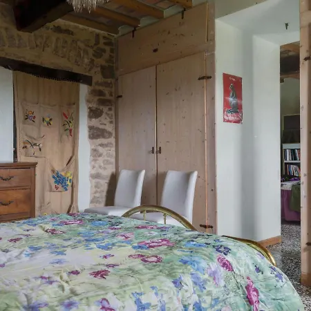 Soulful Holiday In Wth Garden Holiday home