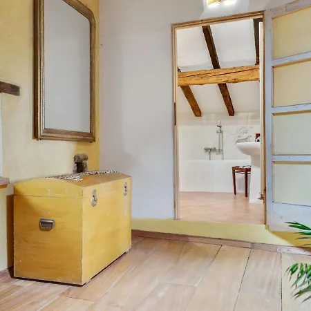 Soulful Holiday In Wth Garden Holiday home