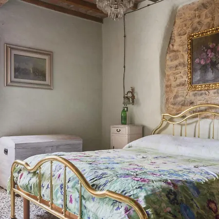 Soulful Holiday In Wth Garden Holiday home